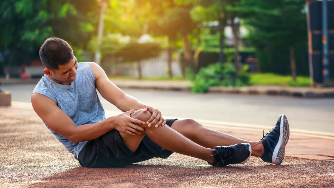 Giãn dây chằng đầu gối là gì? Cách phục hồi giãn dây chằng hiệu quả