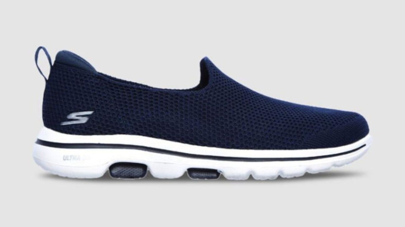 Giày Slip On Là Gì? Top 6 Mẫu Giày Và Cách Phối Cực Thời Trang 4 Giày tập luyện nữ skechers 124147-nvw