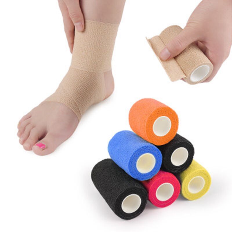 Những phụ kiện cần thiết khi tham gia đá bóng
